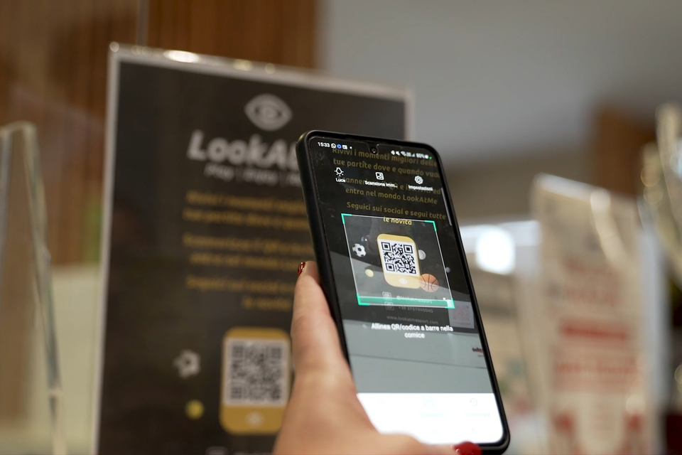 Club padel LookAtMe — revenue